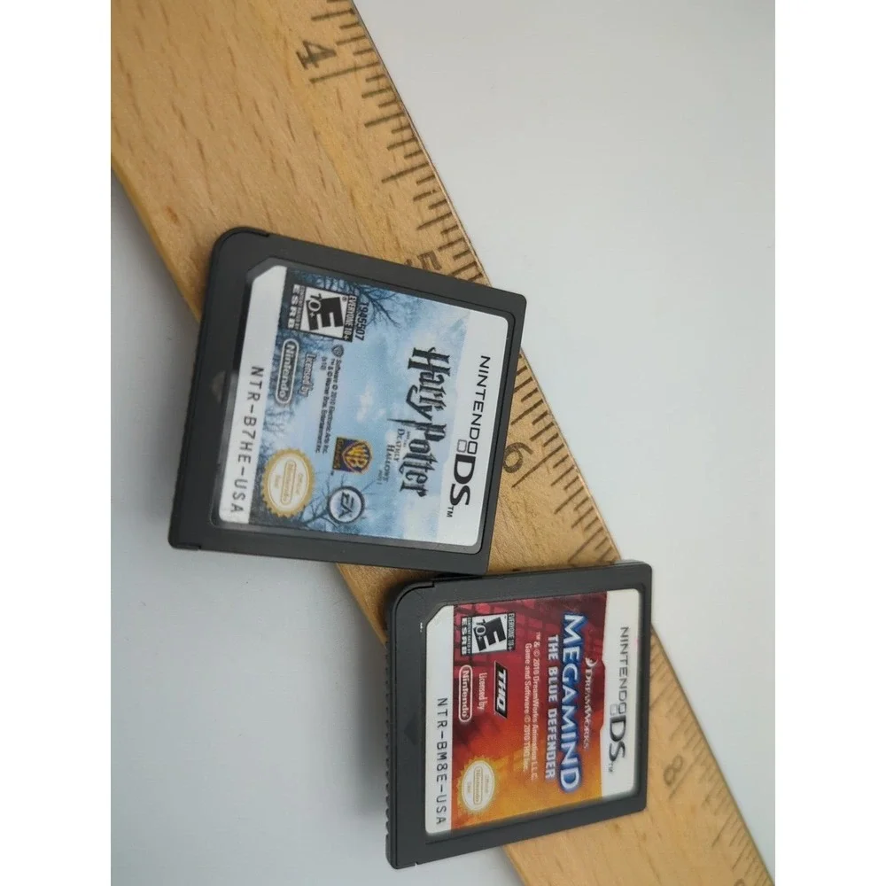 Harry Potter Deathly Hallows MEGAMIND Blue‎ Defender for Nintendo DS Lot of 2